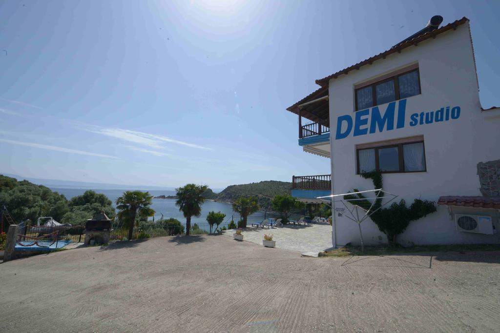Demi Studios 阿莫利亚尼岛 外观 照片